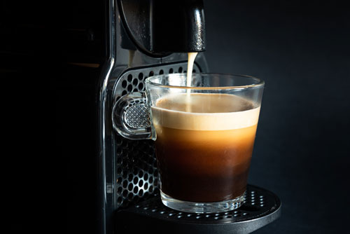 https://www.coffeecapsuleguide.com/wp-content/uploads/2023/09/NespressoVsKeurig.jpg